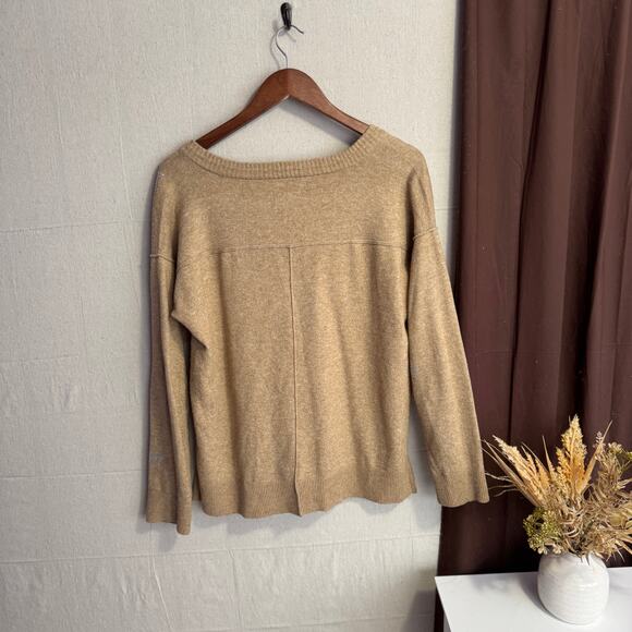 Knox Rose Sweater Size L Tan V-Neck Pullover Soft Knit Rhinestone Star Detail - Picture 9 of 12